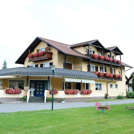 Отель Schwanbergerstueberl Экстерьер фото